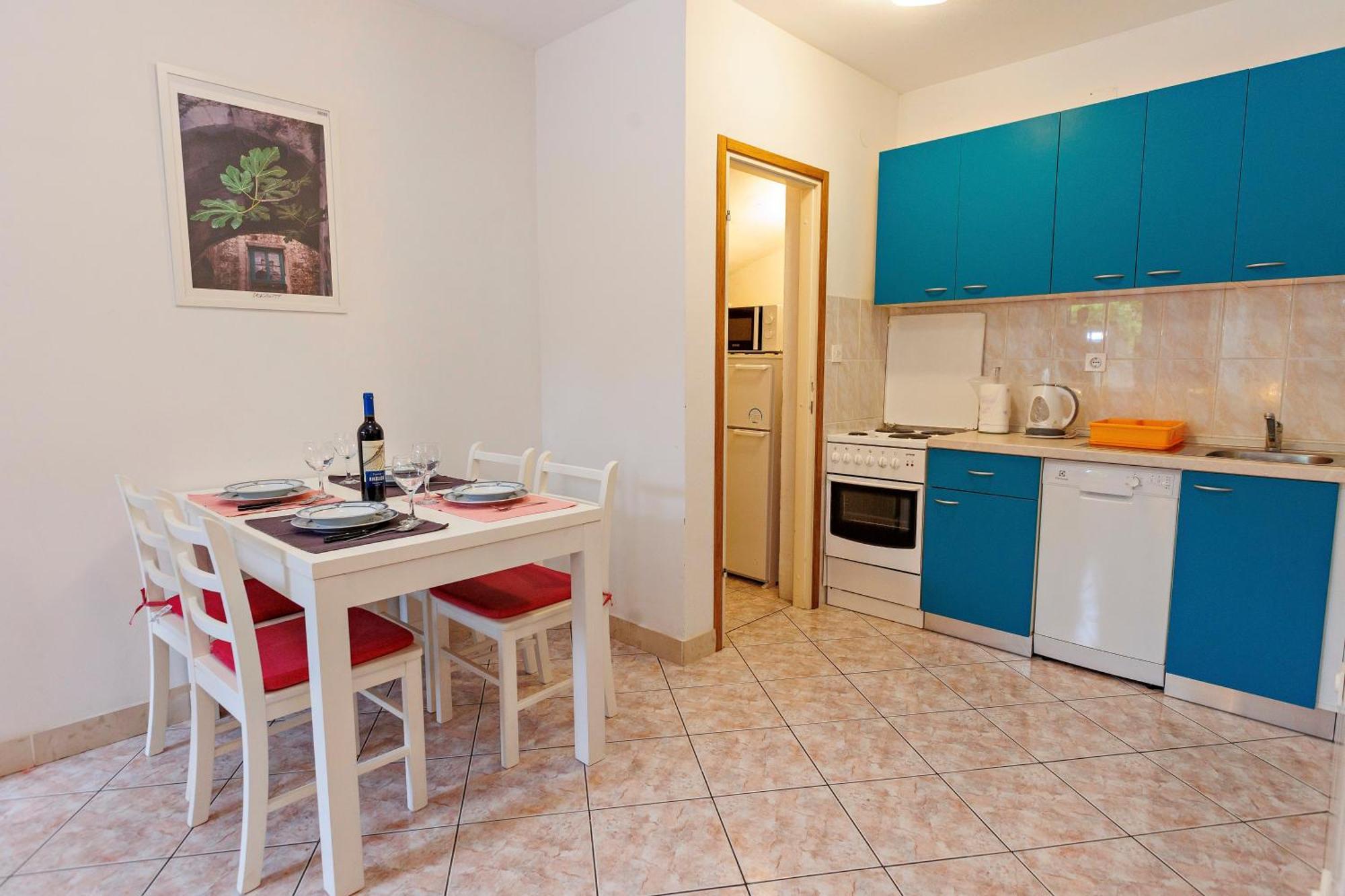 Apartments Baricevic Бол Екстер'єр фото