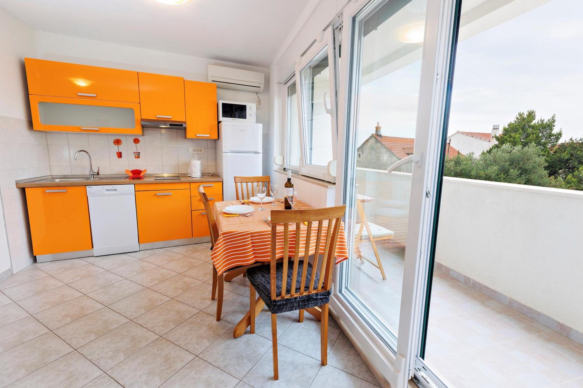 Apartments Baricevic Бол Екстер'єр фото